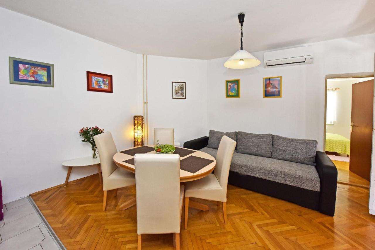 Apartment Nikola Porec Exterior photo